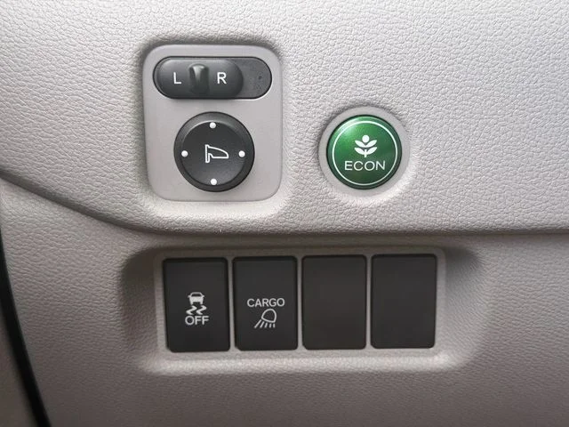Used 2018 Blue Honda RTL image 29