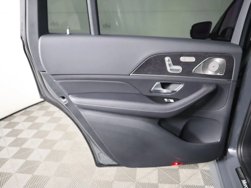 2026 Mercedes-Benz GLS Base - Photo 27