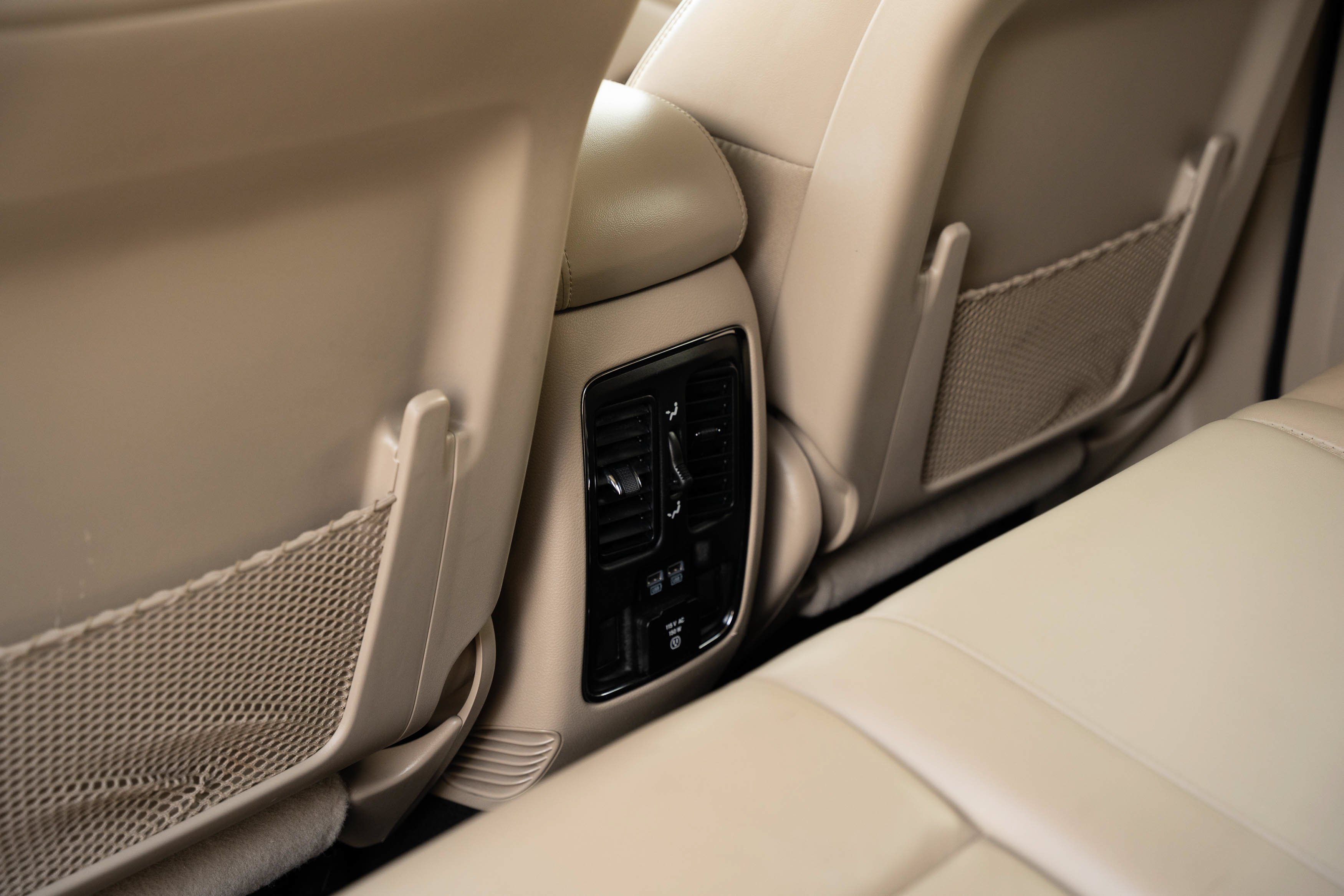 Used 2019 Slate Blue Pearlcoat Jeep Limited image 22