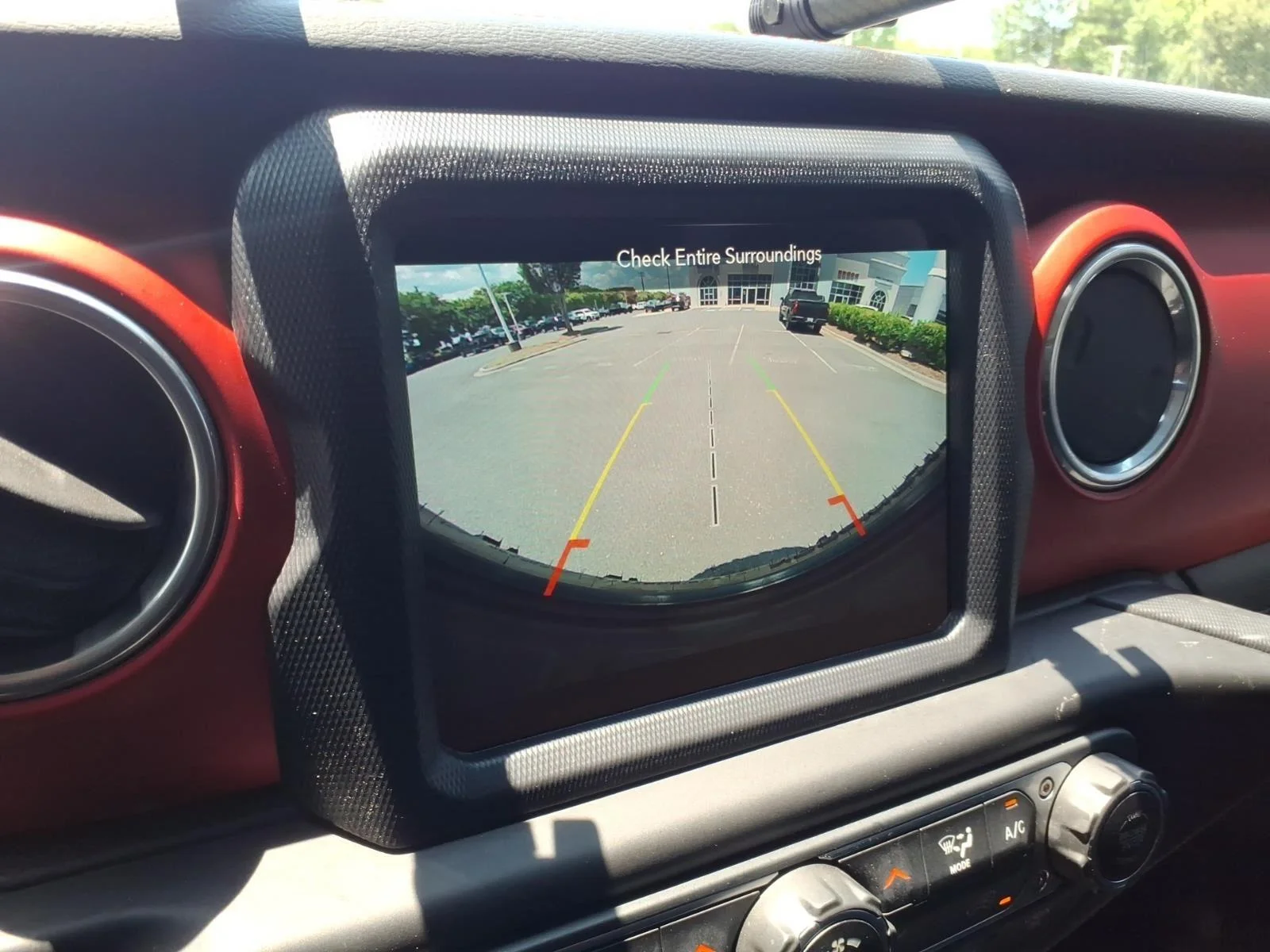Used 2018 Granite Crystal Metallic Clearcoat Jeep Rubicon image 4