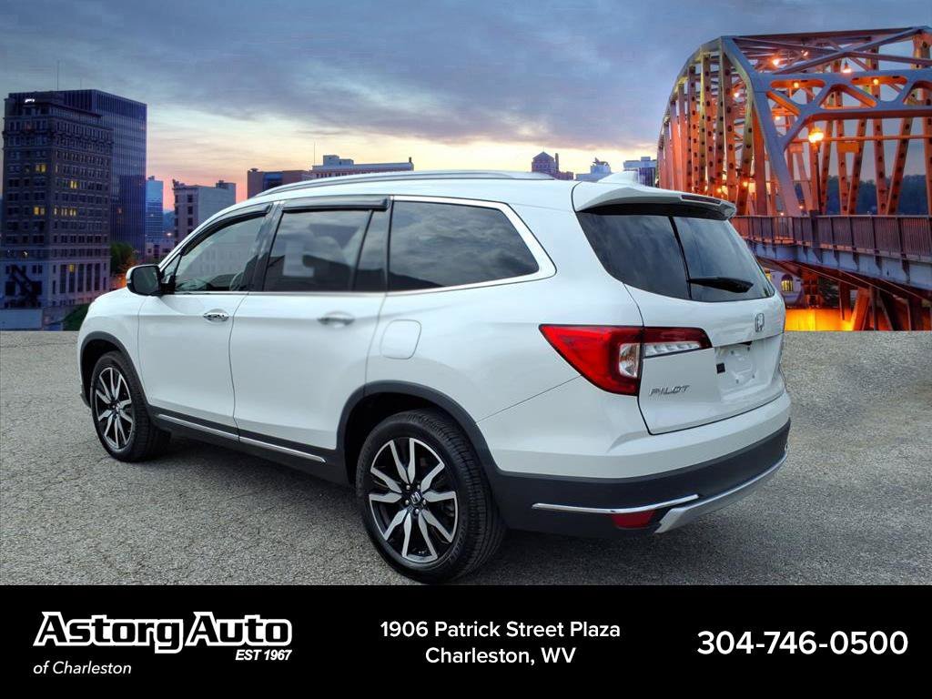 Used 2022 Platinum White Pearl Honda Touring 7-Passenger image 5