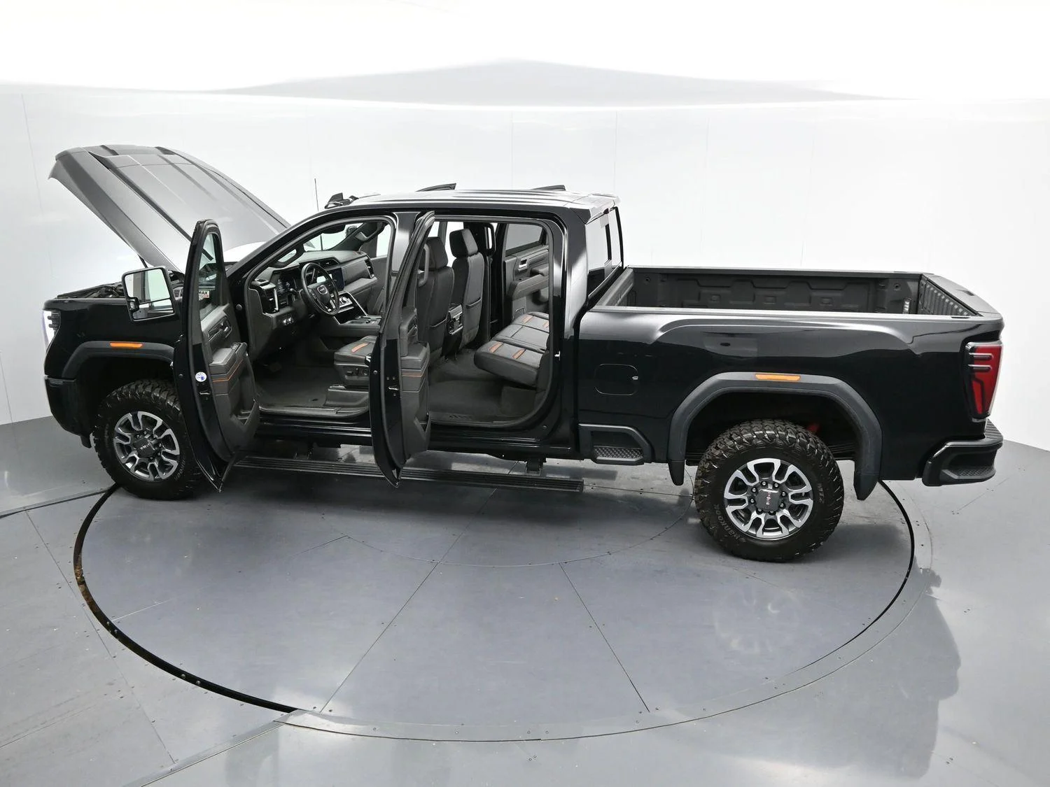 Used 2024 Onyx Black GMC AT4 image 43