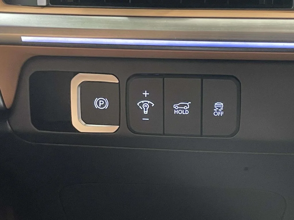 New 2026 White Hyundai Limited image 20