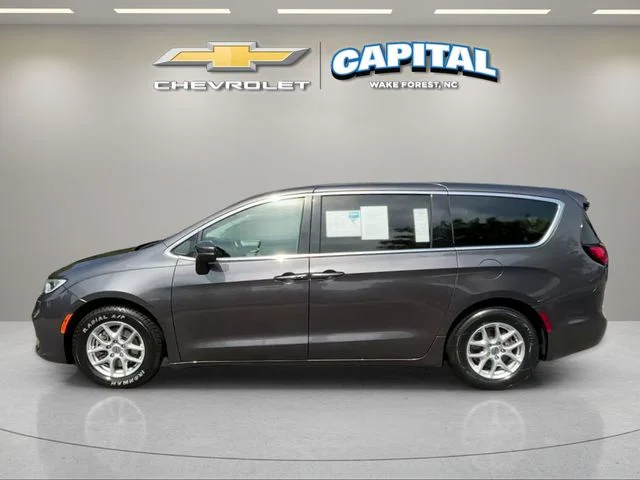 Used 2023 Gray Chrysler Touring L image 2