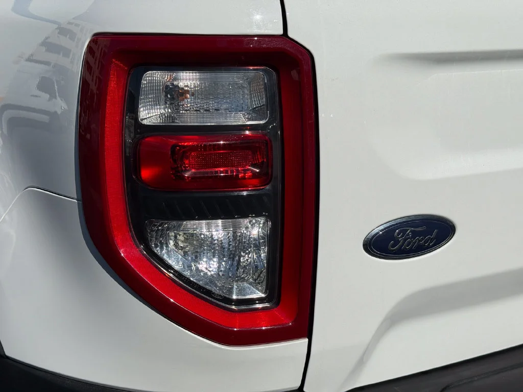 Used 2025  Ford Outer Banks image 9