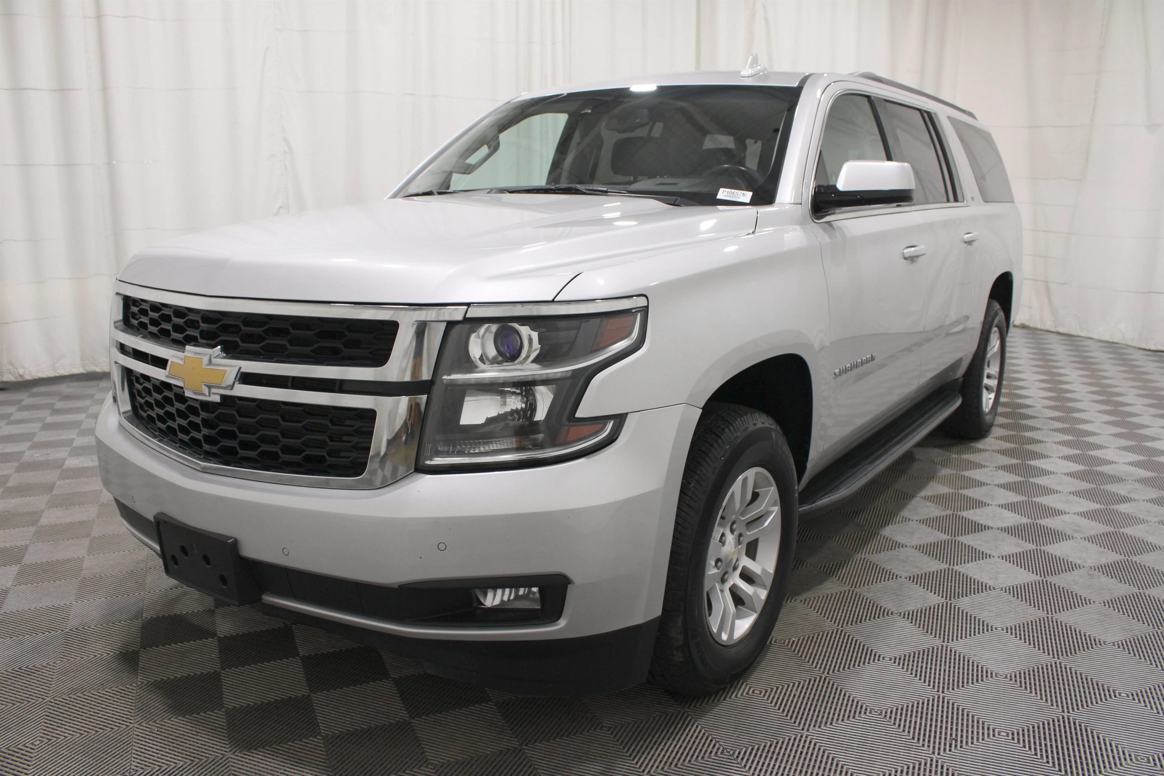 2016 Chevrolet Suburban LT - Photo 36