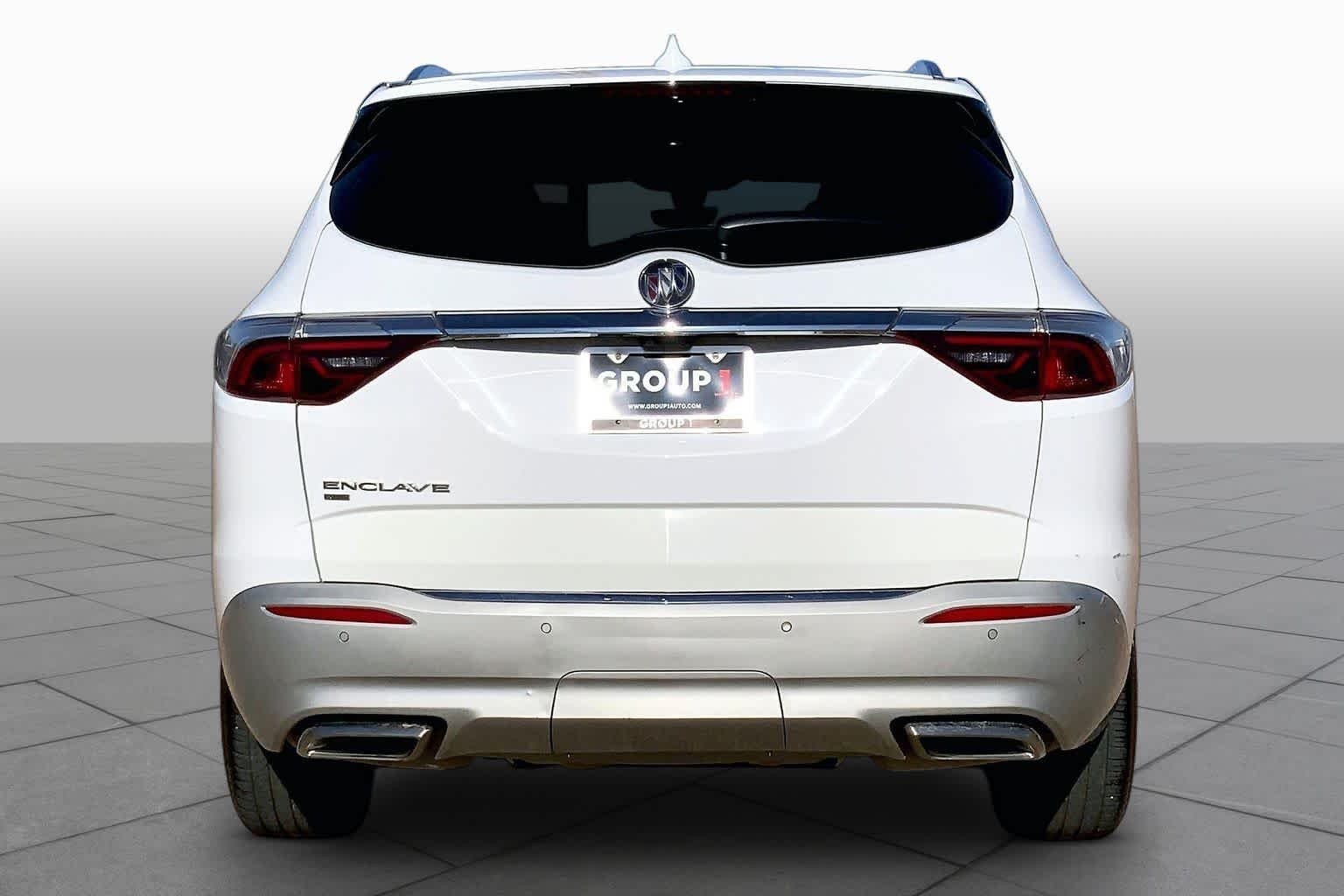 Used 2022 Summit White Buick Premium image 5
