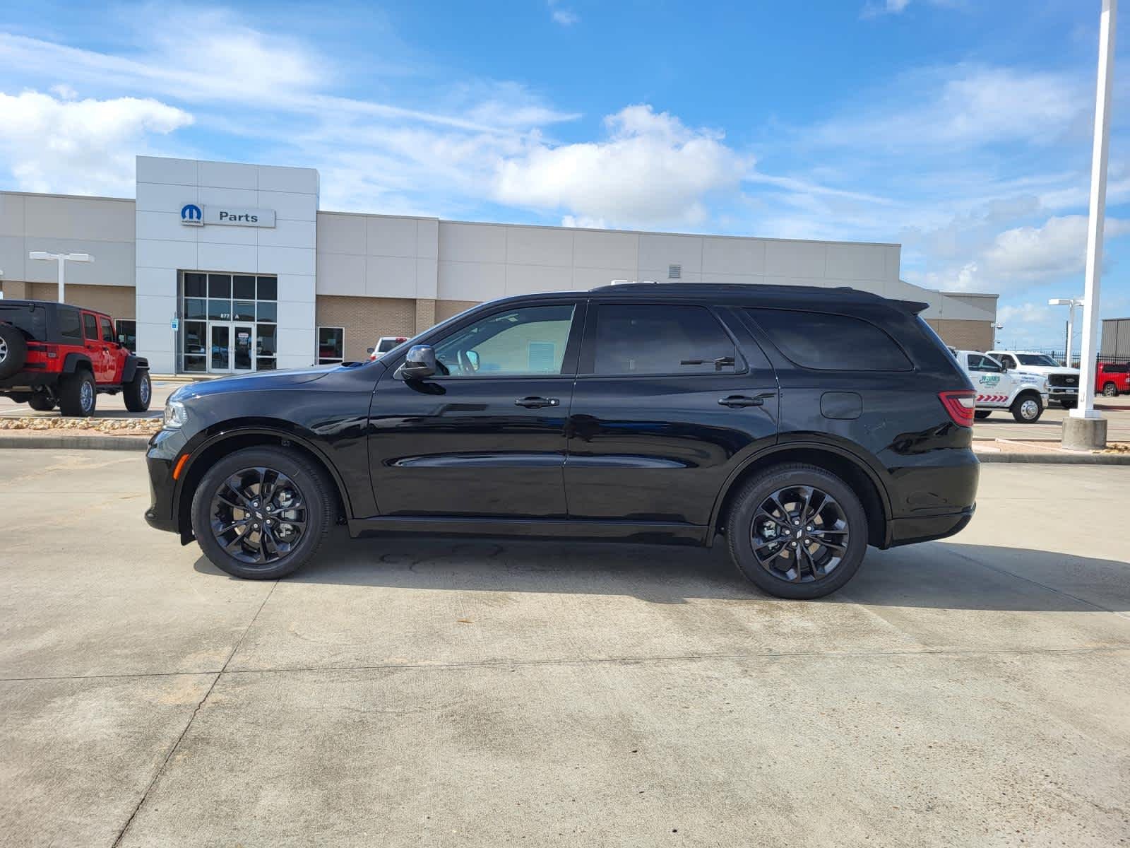 New 2026 DB Black Clearcoat Dodge GT image 2