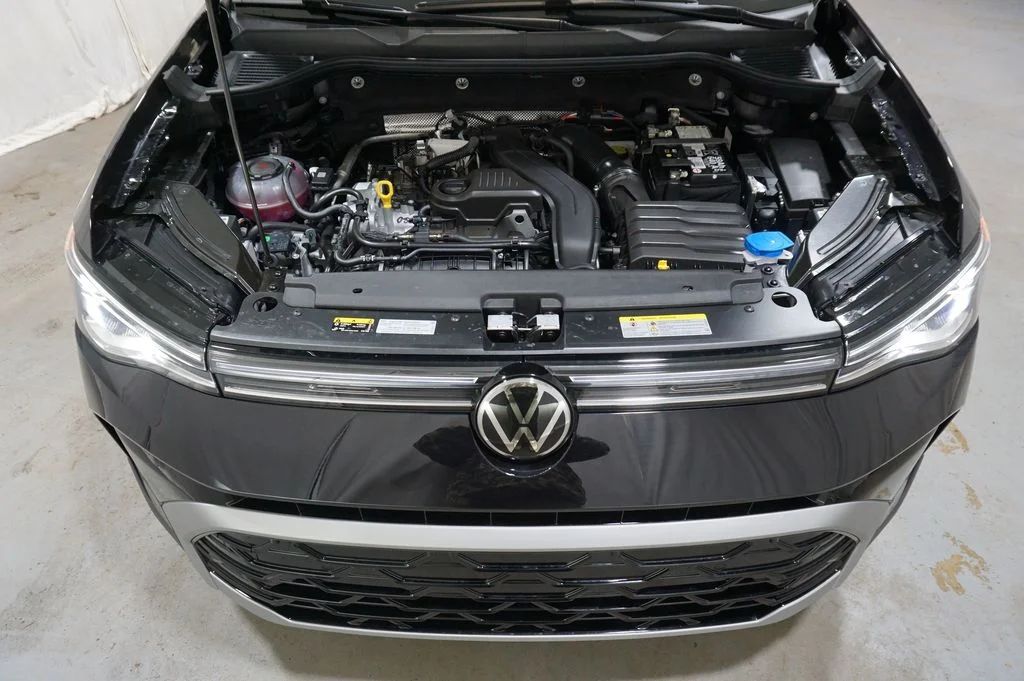 New 2026 Black Volkswagen 1.5T SEL image 25