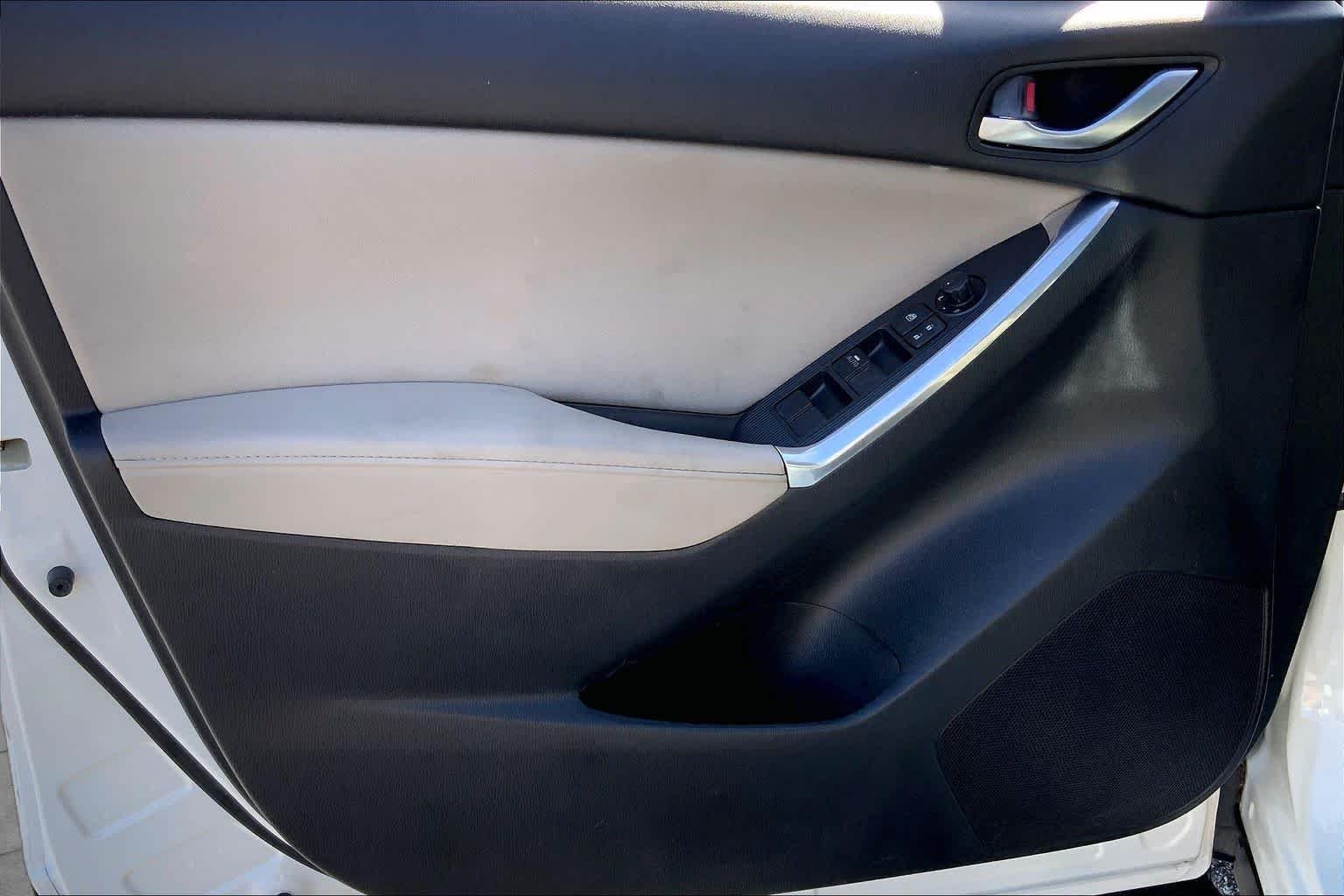 Used 2014 Crystal White Pearl Mica Mazda Touring image 20