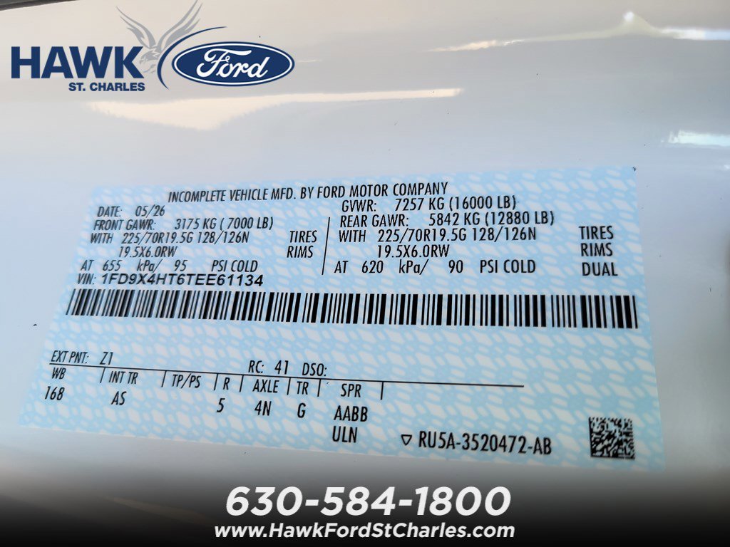 New 2026 Oxford White Ford F-450® XL image 17