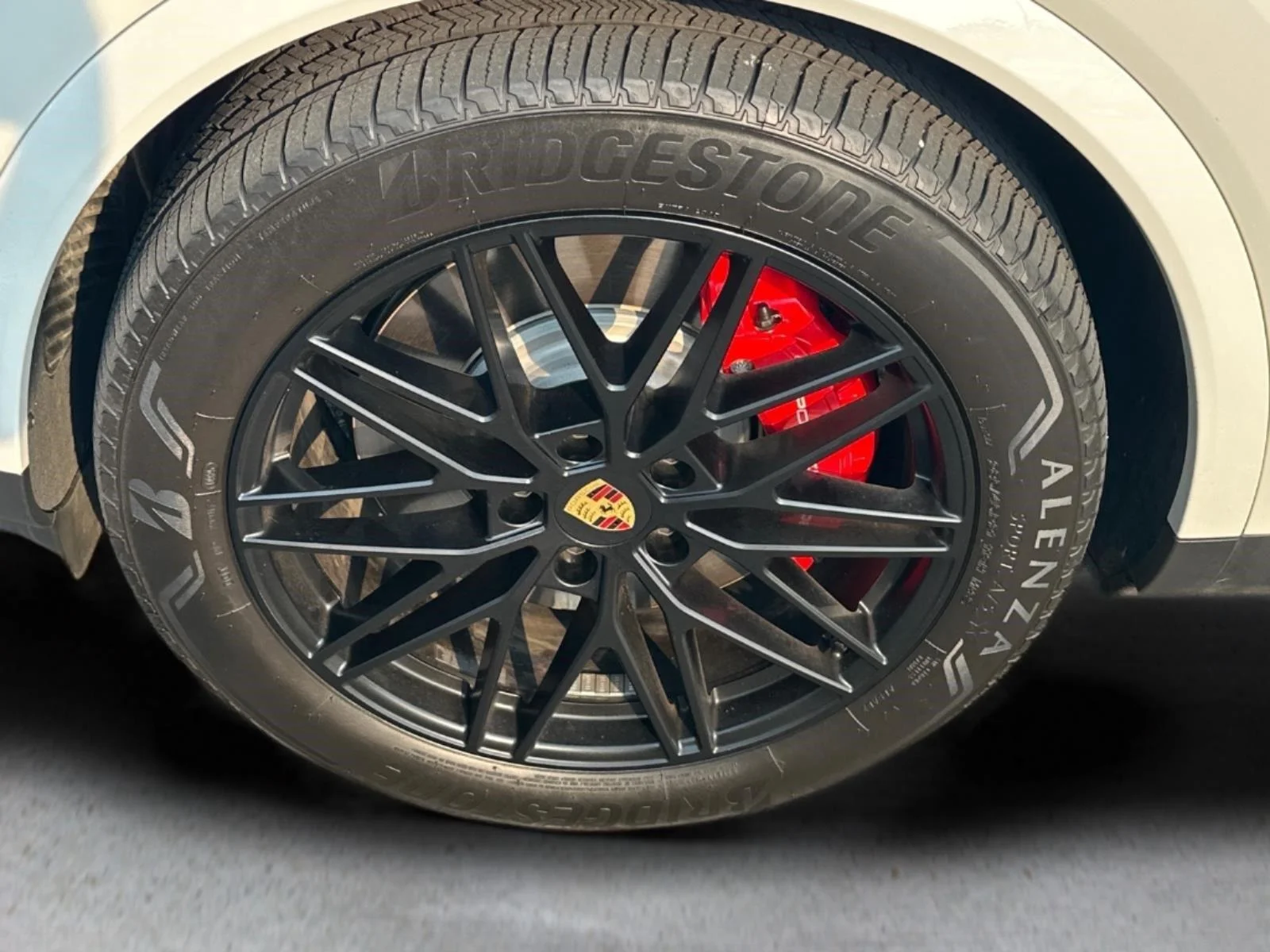 Used 2024 Chalk Porsche S image 14