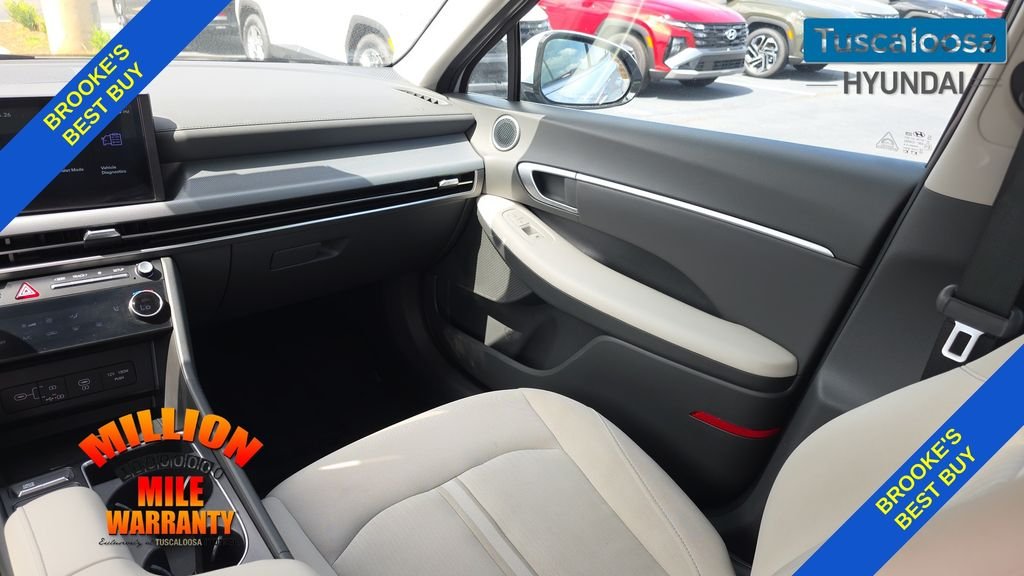 Certified Used 2025 White Hyundai SEL image 28