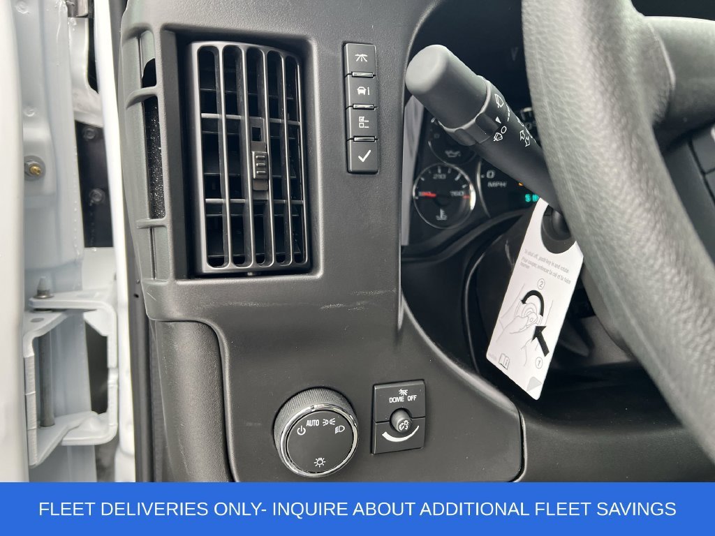 2025 Chevrolet Express Cargo Work Van - Photo 14