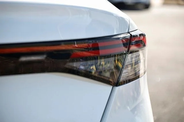 New 2026 Platinum White Honda LX image 11