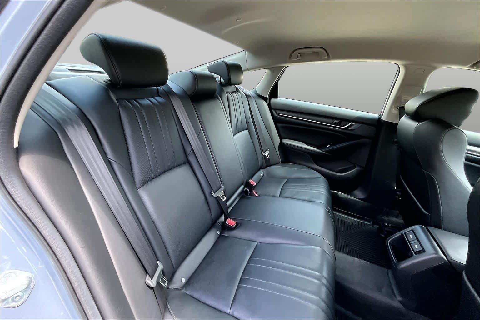 Used 2022 Sonic Gray Pearl Honda Sport SE image 19