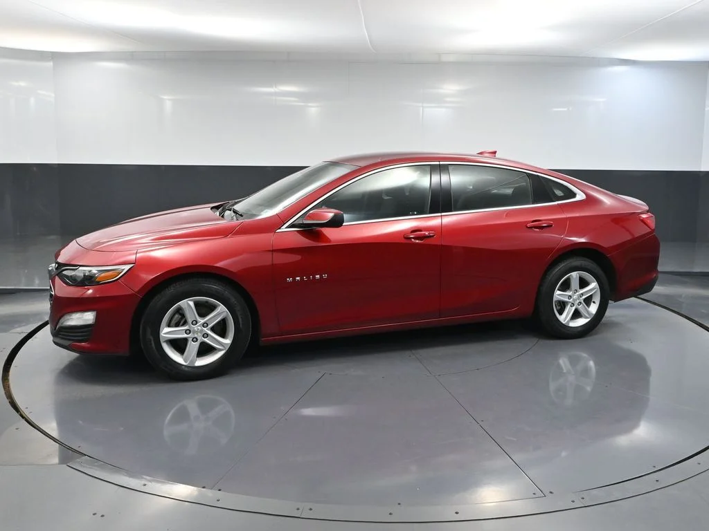 Used 2024 Red Chevrolet LT image 10