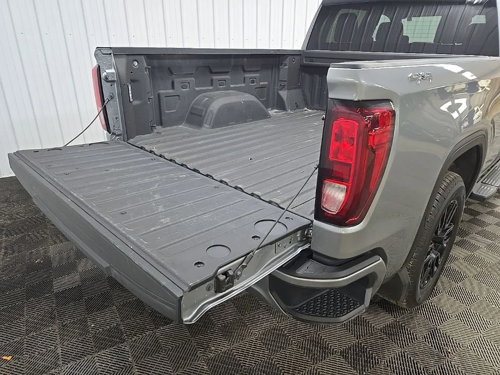 Used 2024 Silver GMC Elevation image 11