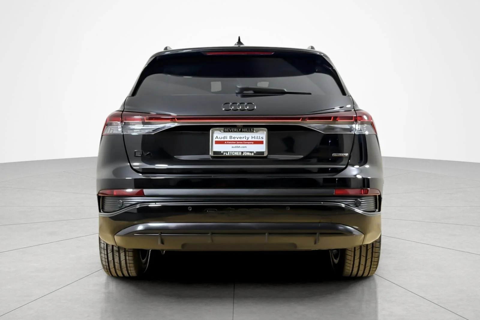 Certified Used 2023 Mythos Black Metallic Audi Prestige 50 quattro image 4