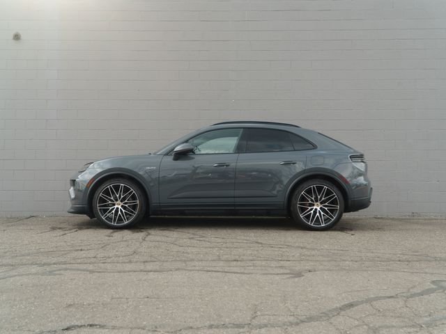 Used 2025 Porsche Macan Base with VIN WP1AA2XA7SL000702 for sale in Ann Arbor, MI