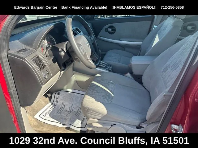 Used 2006 Red Chevrolet LS image 12
