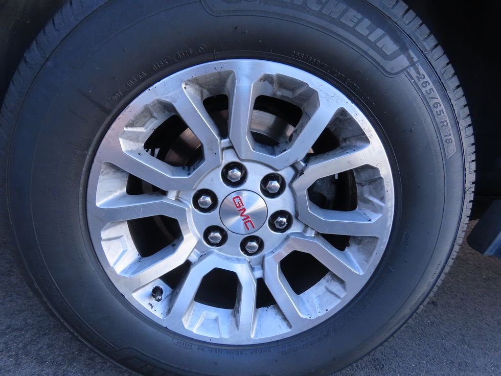 Used 2019 Quicksilver Metallic GMC SLT image 17
