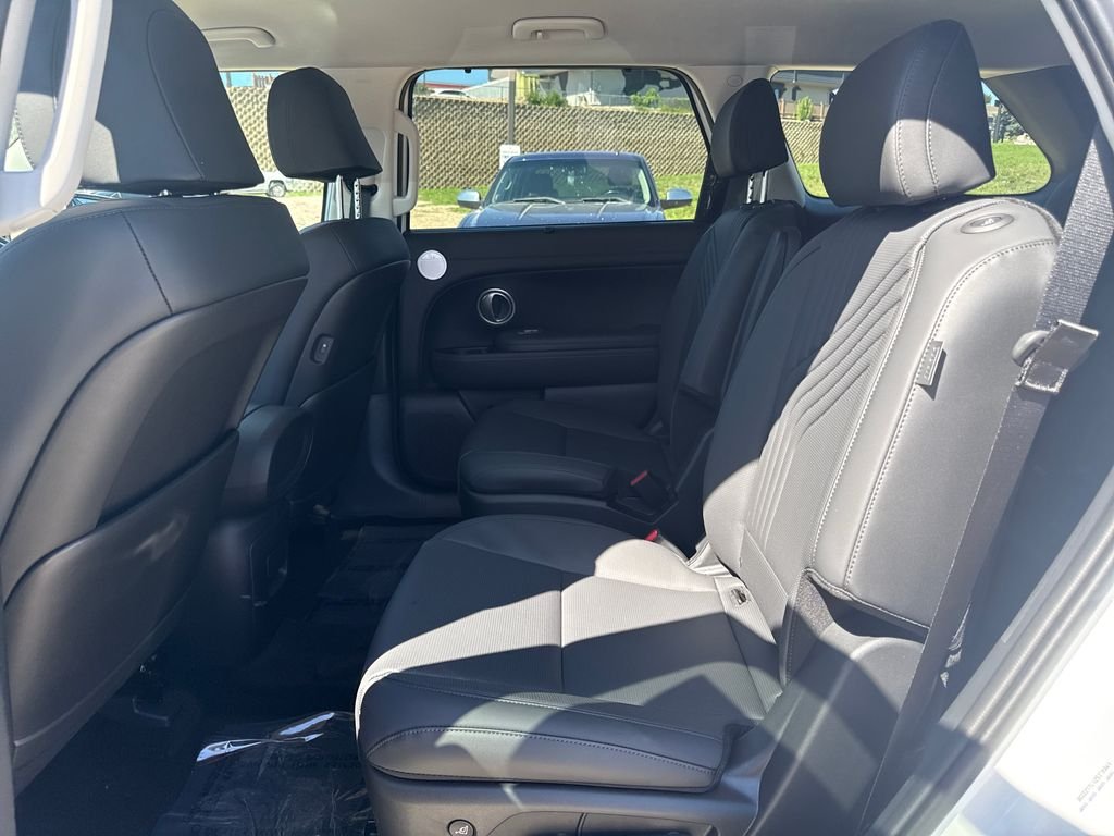 New 2026 White Hyundai SEL image 25