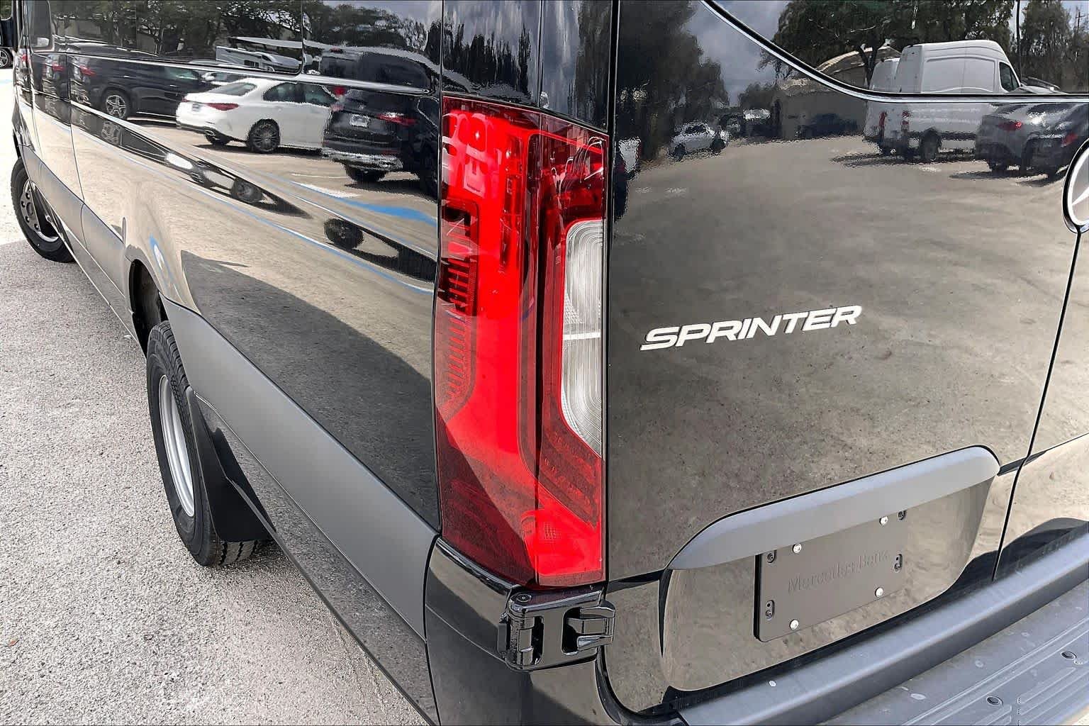 2024 Mercedes-Benz Sprinter Cargo Van Base - Photo 25