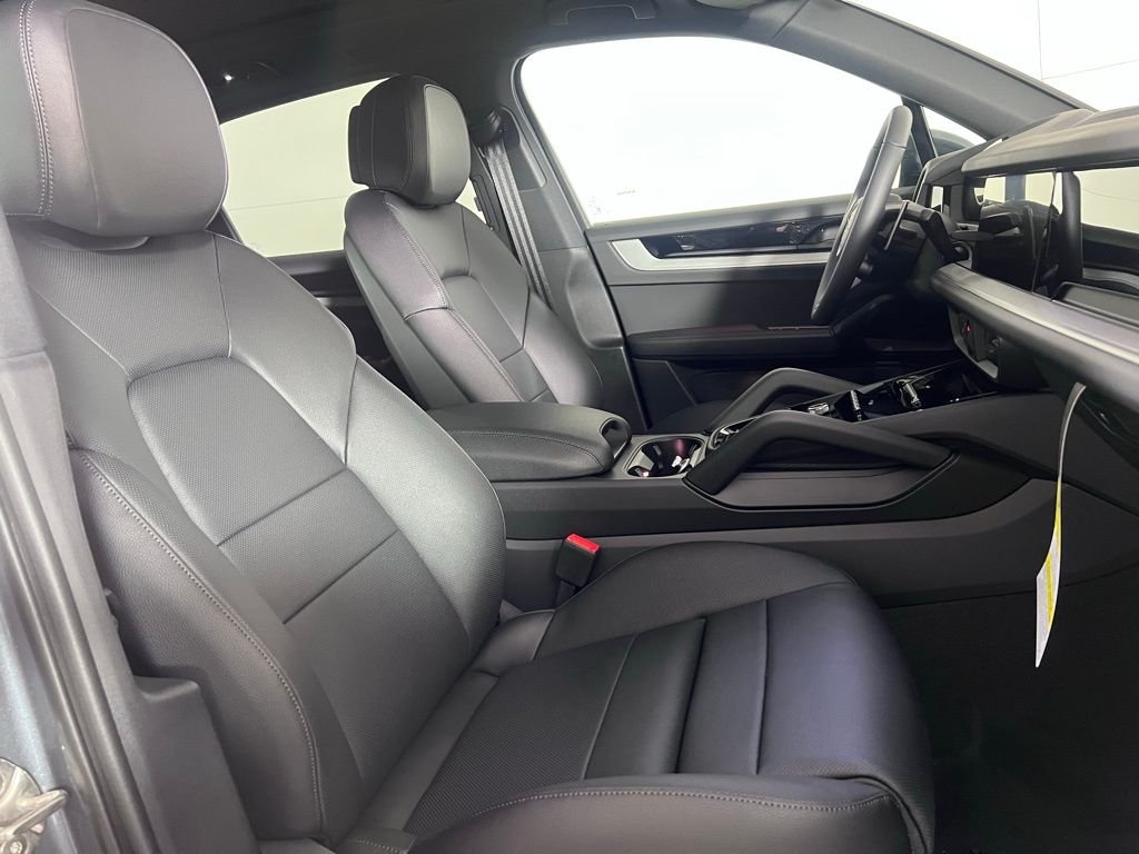 New 2026 Vanadium Grey Metallic Porsche  image 16