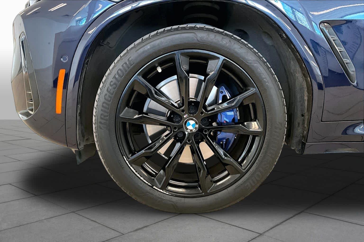 Used 2024 Tanzanite Blue II Metallic BMW sDrive30i image 10