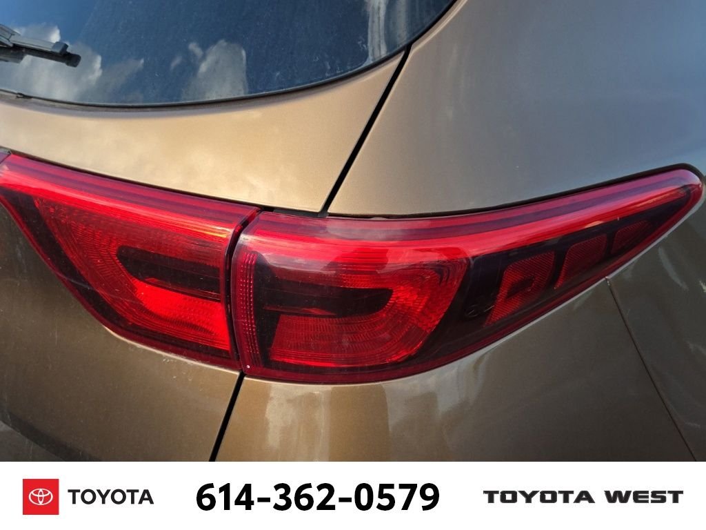 Used 2017 Brown Kia LX image 9