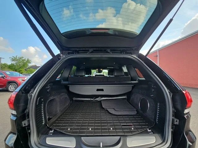 Used 2021 Black Jeep Trackhawk image 28