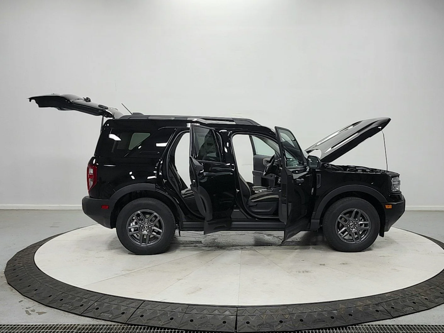 New 2026 Shadow Black Ford Big Bend® image 16