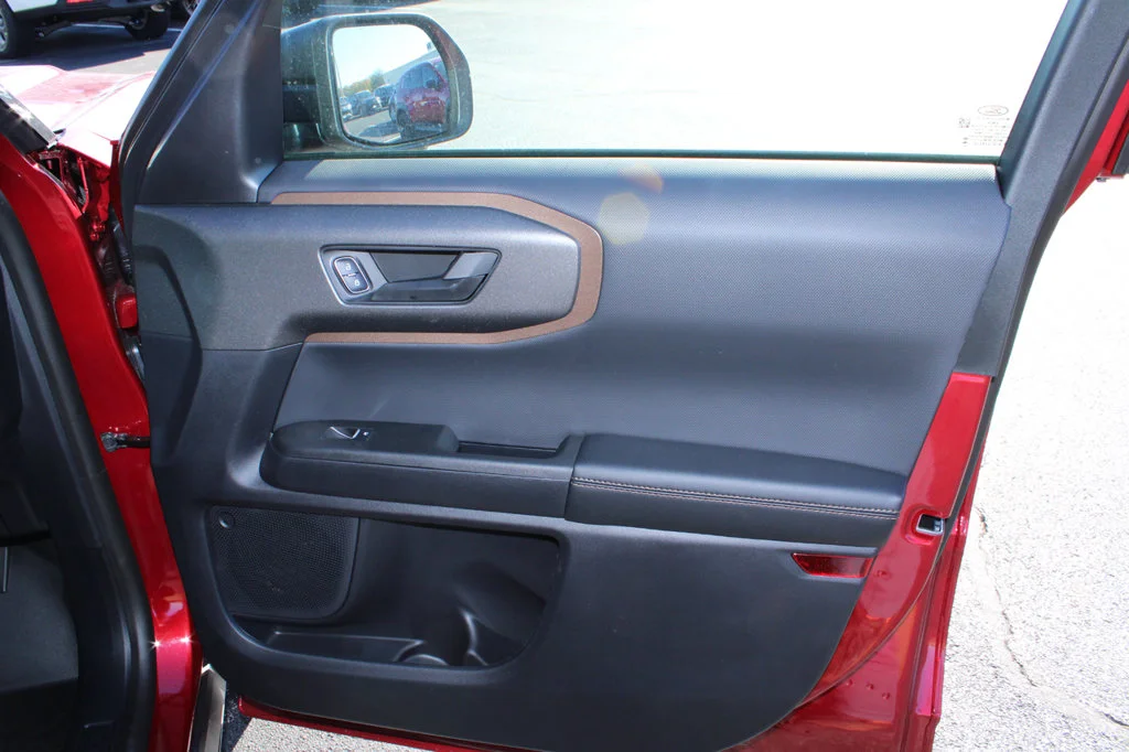 New 2026 Ruby Red Metallic Tinted Clearcoat Ford Badlands® image 30