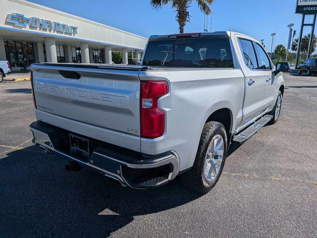 Used 2022 Silver Chevrolet LTZ image 6
