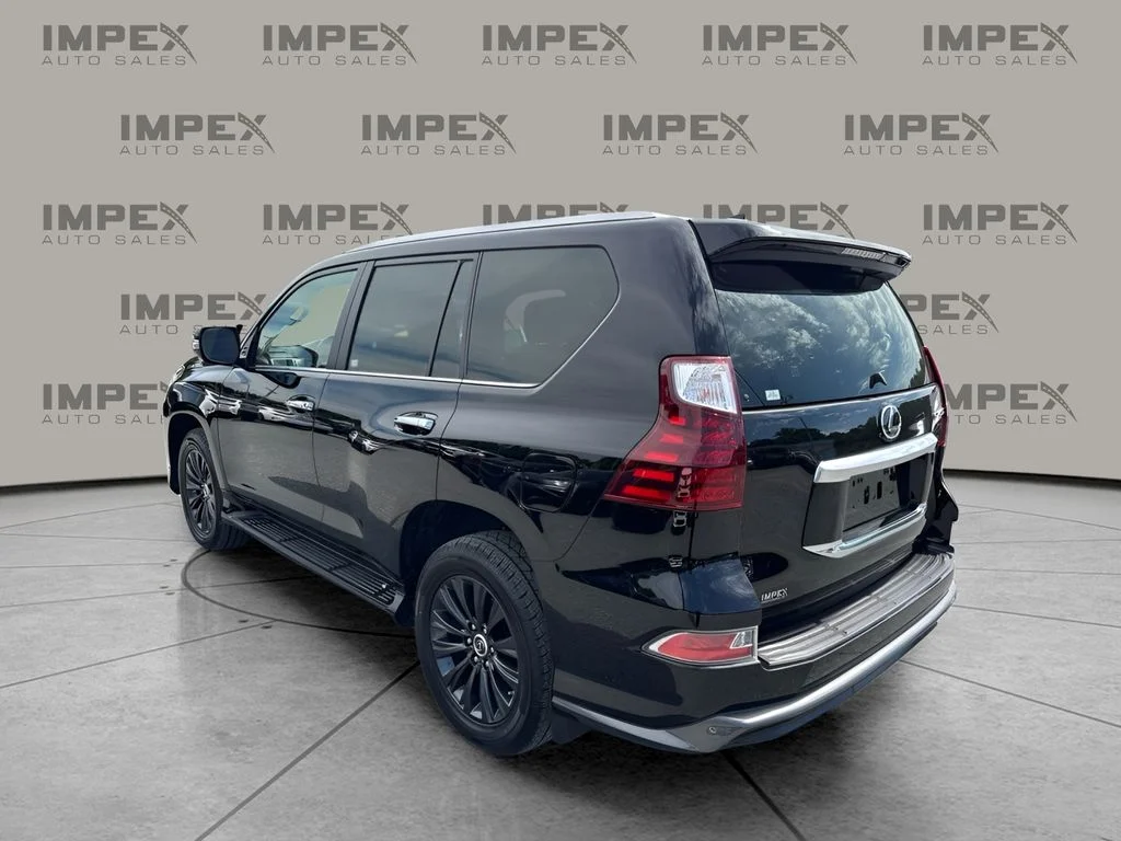 Used 2022 Black Lexus 460 image 2