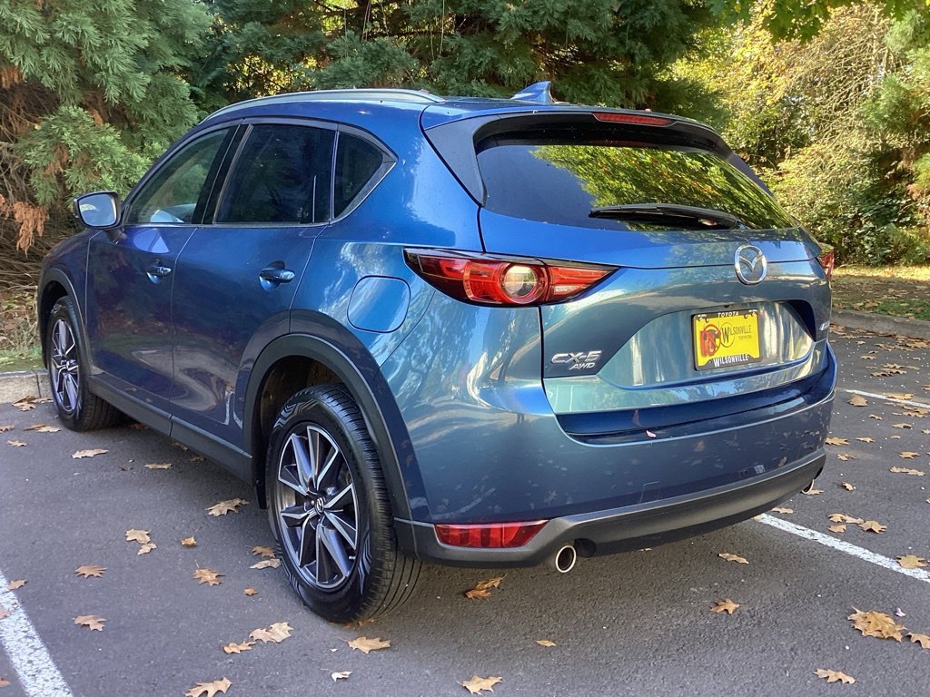 Used 2018 Blue Mazda Grand Touring image 11