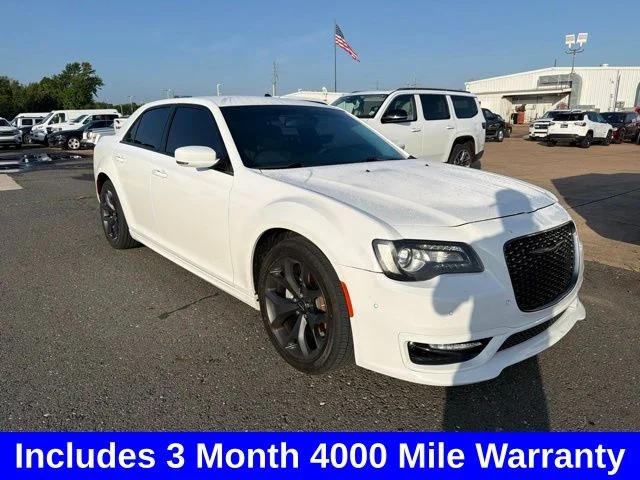 2023 Chrysler 300 Touring