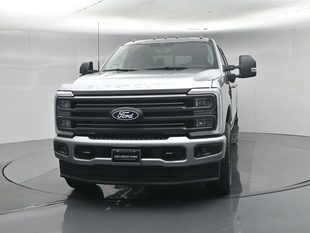 New 2027 Iconic Silver Metallic Ford XLT image 58