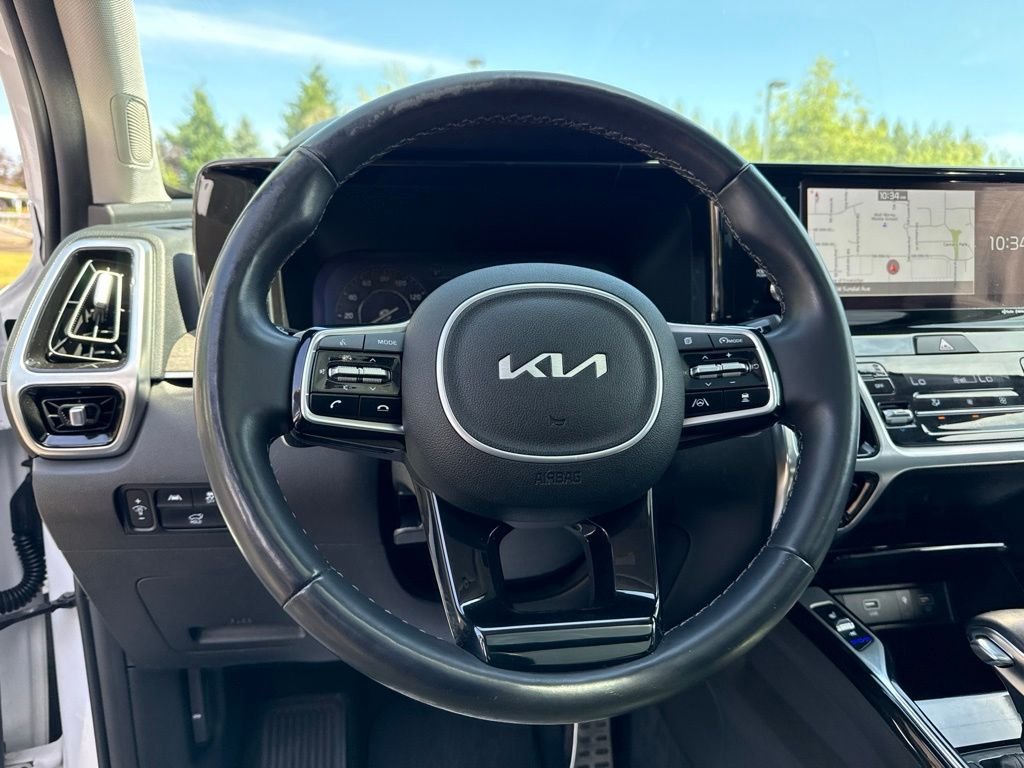 Used 2022 Glacial White Pearl Kia X-Line SX Prestige image 10