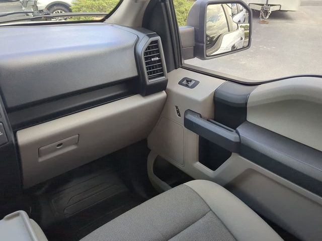 Used 2019 White Ford XL image 18