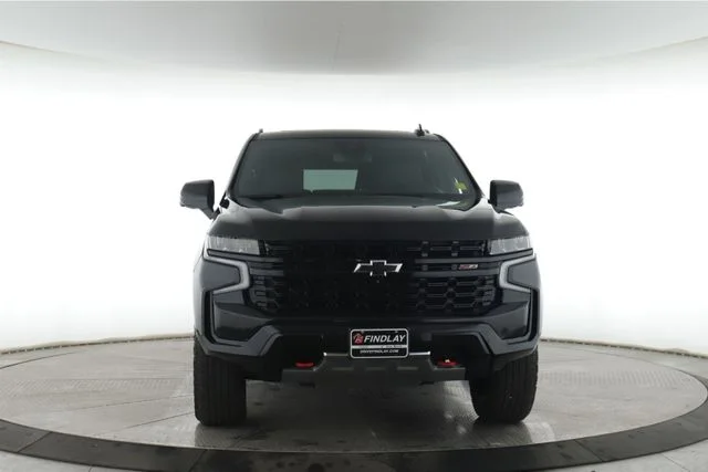 Used 2024 Black Chevrolet Z71 image 12