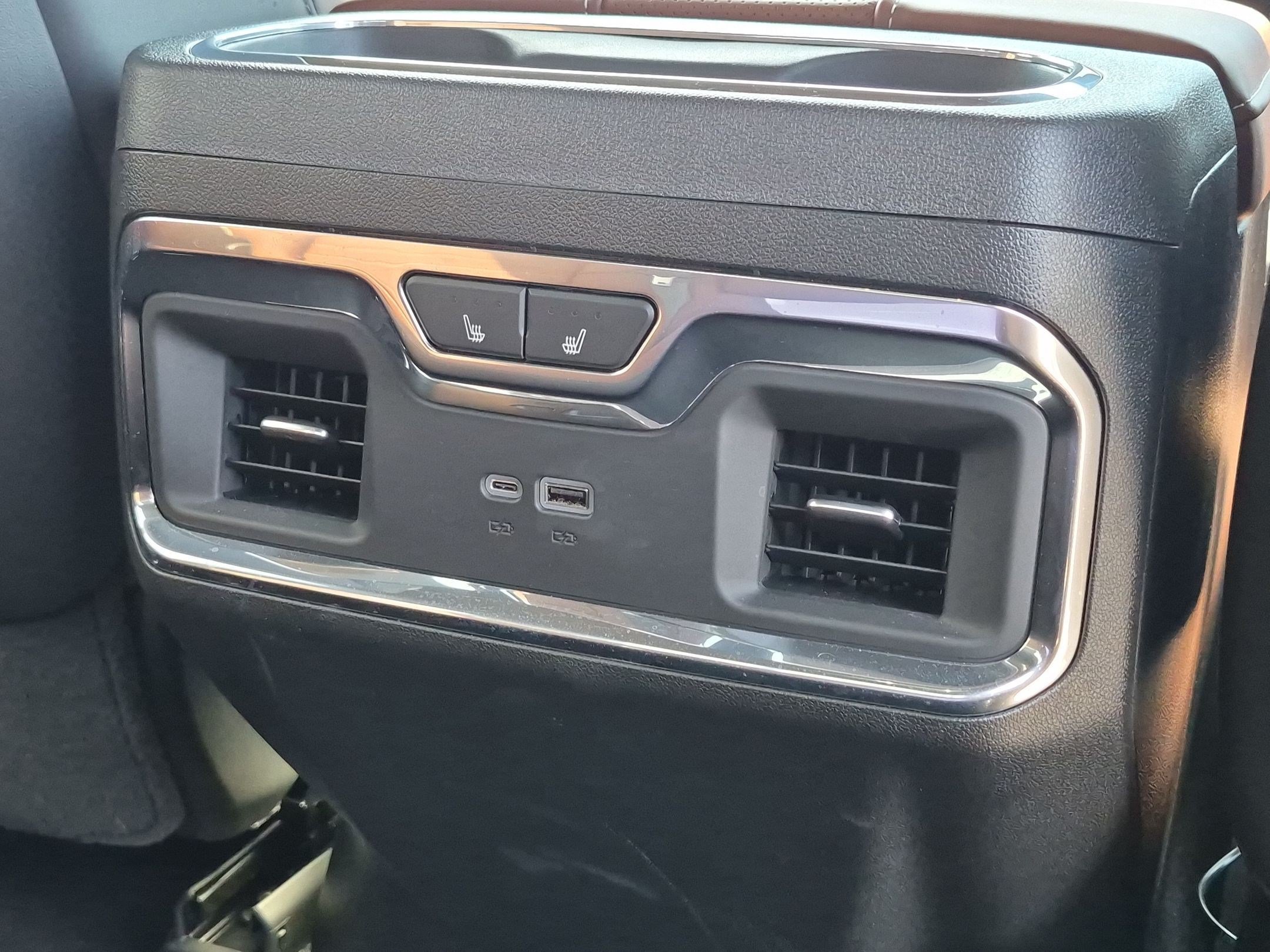 2026 GMC Sierra 3500HD Denali Ultimate - Photo 28