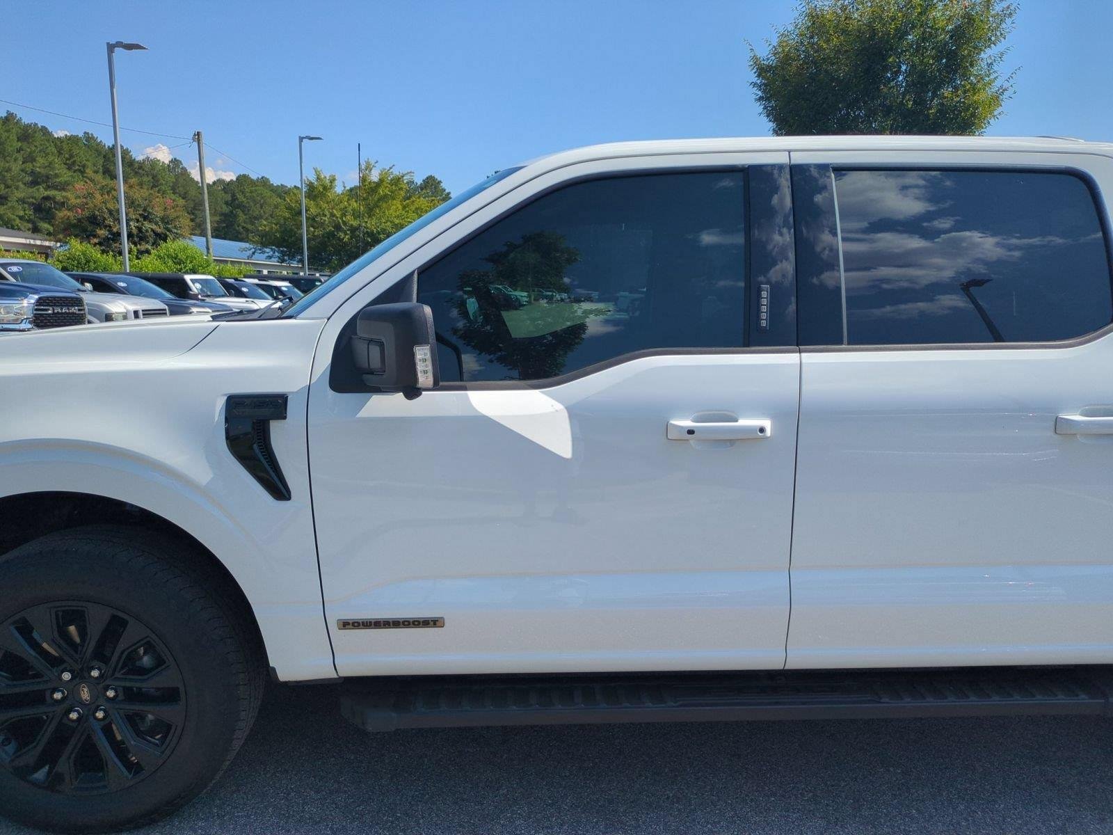 Used 2024 Oxford White Ford XLT image 14
