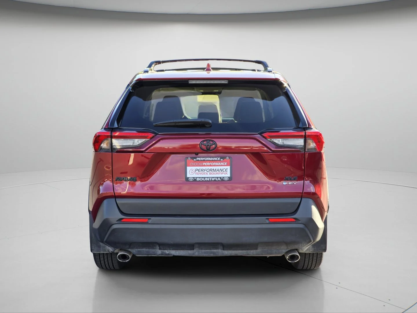 Used 2025 Ruby Flare Pearl Toyota XLE Premium image 23