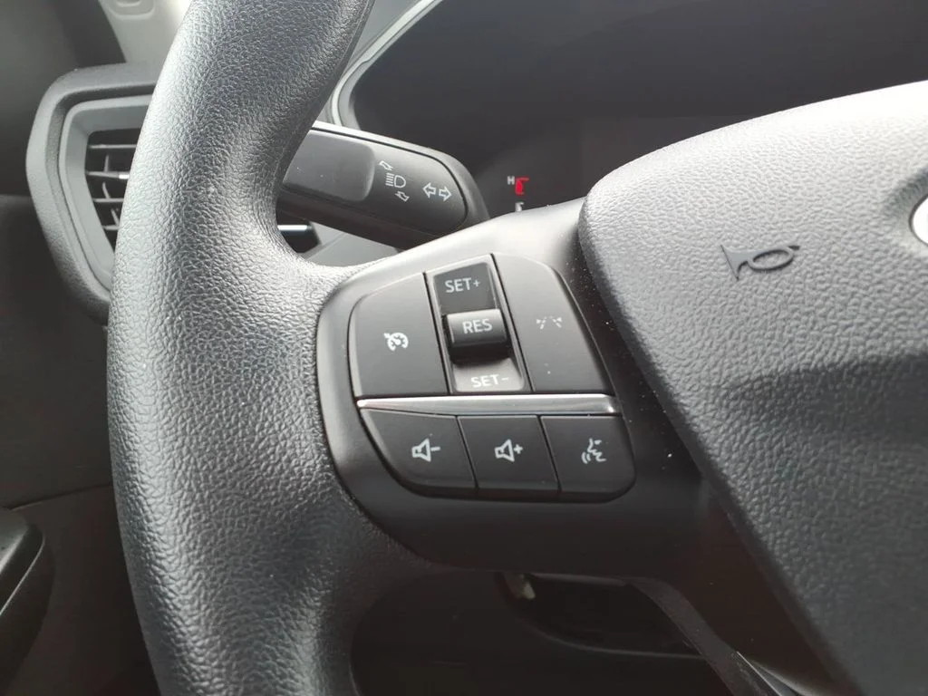 Used 2025 Silver Ford Active image 38