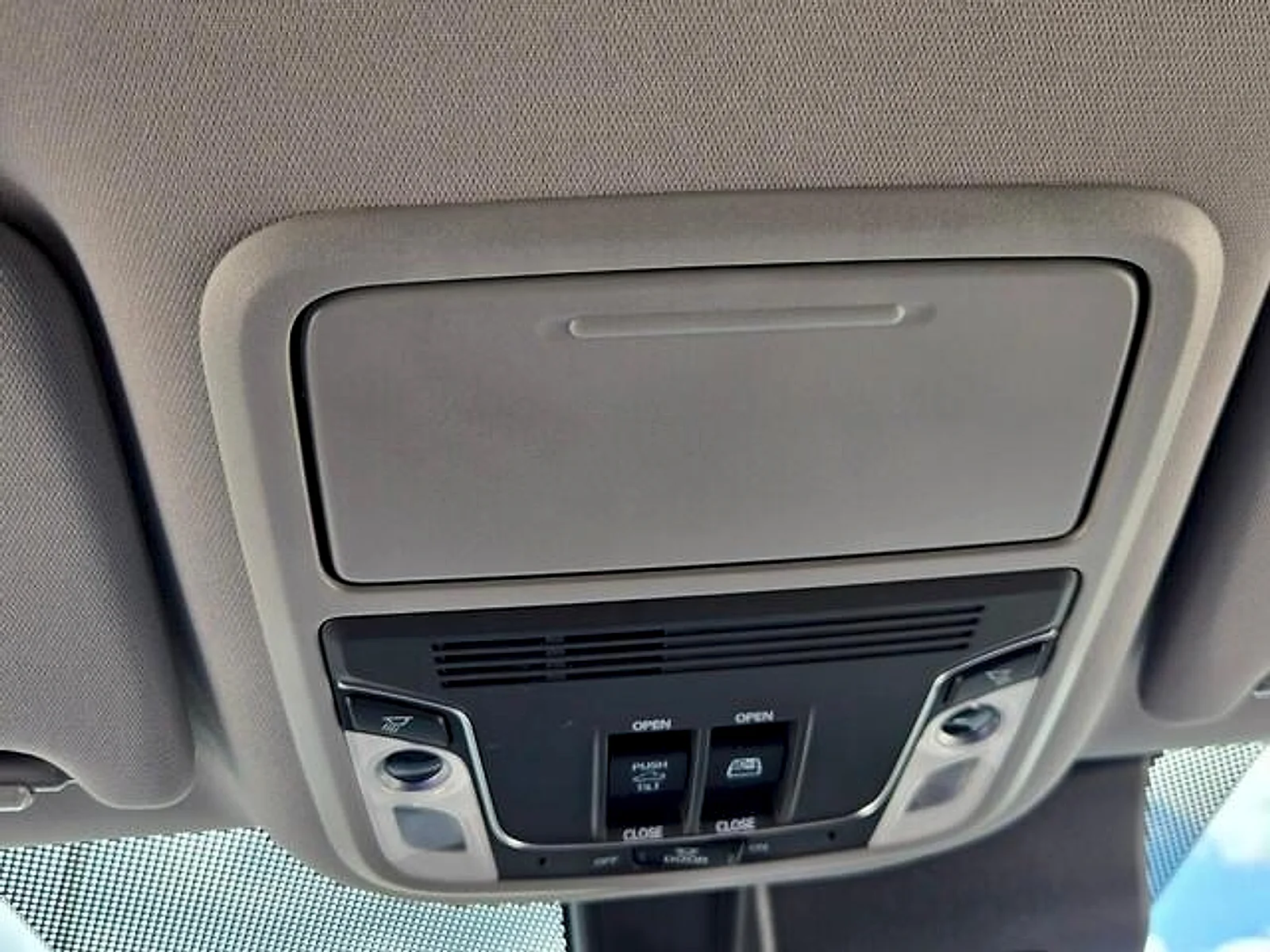Used 2026  Honda RTL image 21