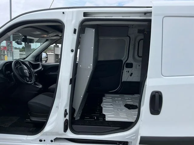 Used 2022 Bright White Ram Base image 10