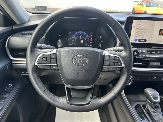 Used 2024 Beige Toyota XLE image 13
