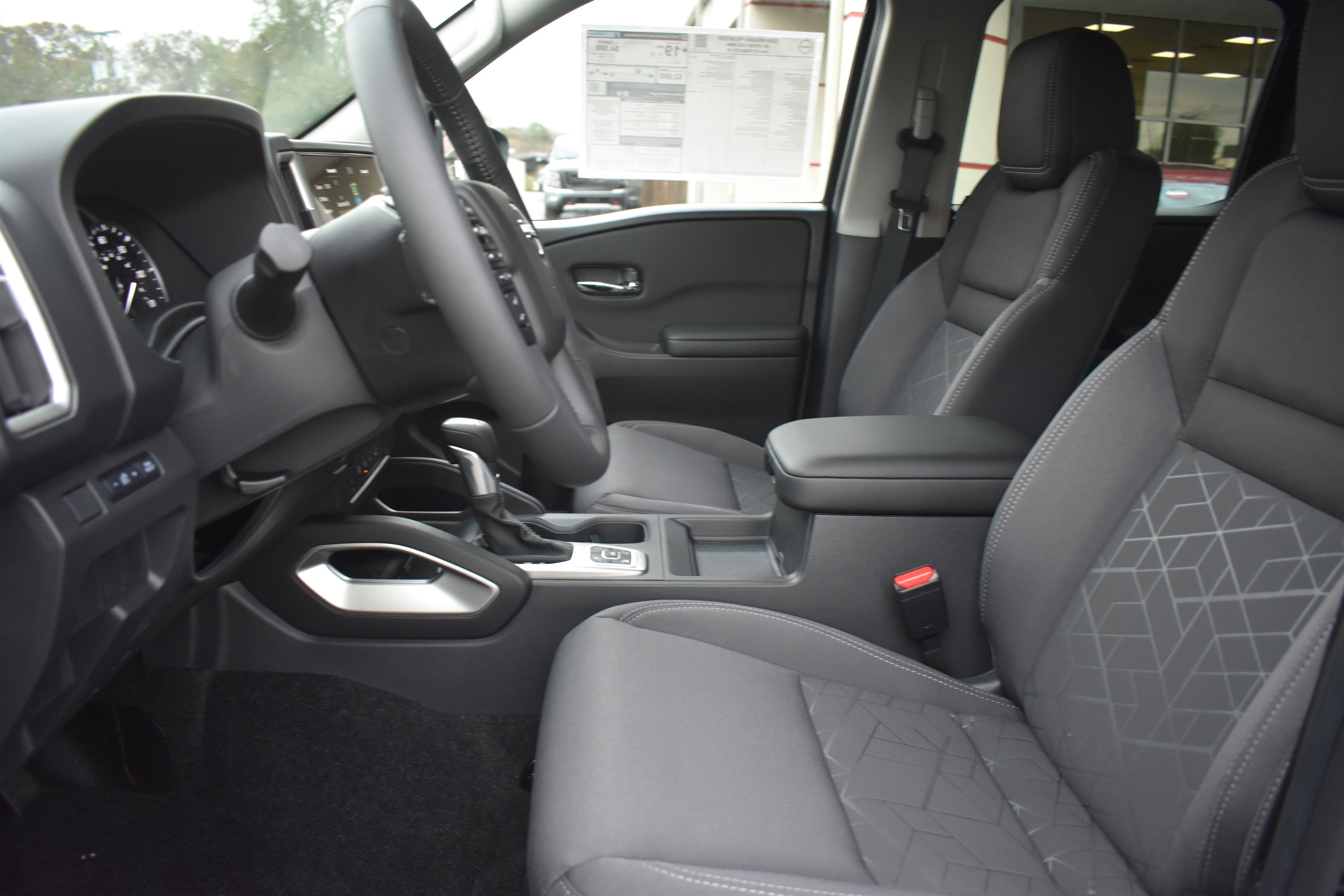 2026 Nissan Frontier SV - Photo 15